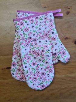 Lemovan kuchysk chapky - ervenorov kytiky