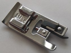 Patka overlockov "E"